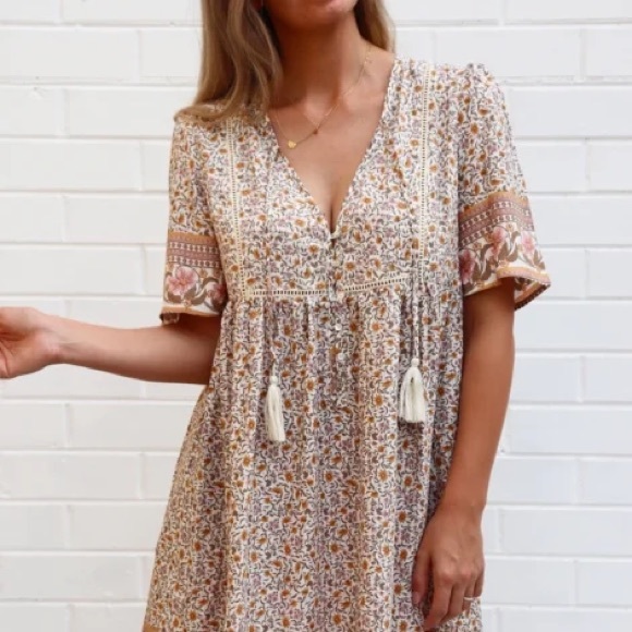 MISSLOOK Dresses & Skirts - NEW MissLook Short Sleeve Vintage Print Dress